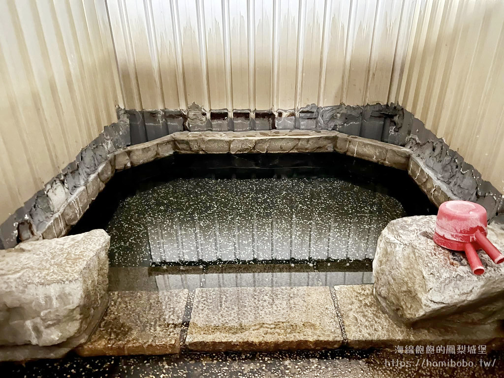 宜蘭礁溪溫泉推薦「春和溫泉」日式大浴池,大眾池裸湯、湯屋、價位 @海綿飽飽的鳳梨城堡