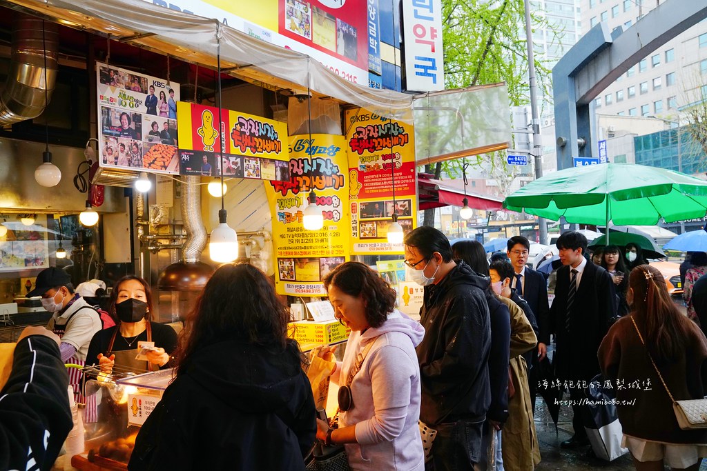 韓國首爾美食「廣藏市場糯米麻花捲」廣藏市場炸甜甜圈，四種口味銅板甜點(菜單價位) @海綿飽飽的鳳梨城堡