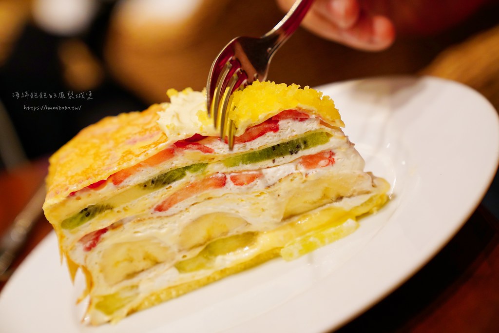 名古屋美食「HARBS 榮本店」必吃水果千層、草莓蛋糕，超值午餐優惠(菜單價位) @海綿飽飽的鳳梨城堡