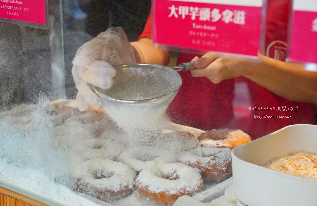 天下第一脆鮮奶脆皮甜甜圈，西門町必吃排隊美食，下午茶甜點(菜單價位) @海綿飽飽的鳳梨城堡