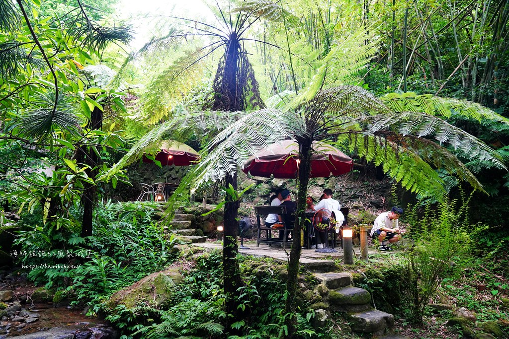 台北木柵貓空秘境餐廳「龍芽茶坊」森林小溪旁喝茶、吃港點，夏天還有螢火蟲！(菜單價位) @海綿飽飽的鳳梨城堡