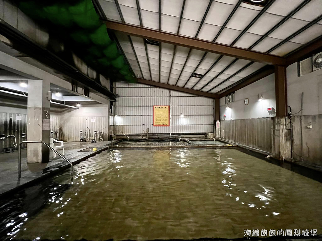 礁溪24小時平價泡湯「源來如池專業泡湯湯屋」家庭湯屋、雙人湯屋、男女大眾池裸湯 @海綿飽飽的鳳梨城堡