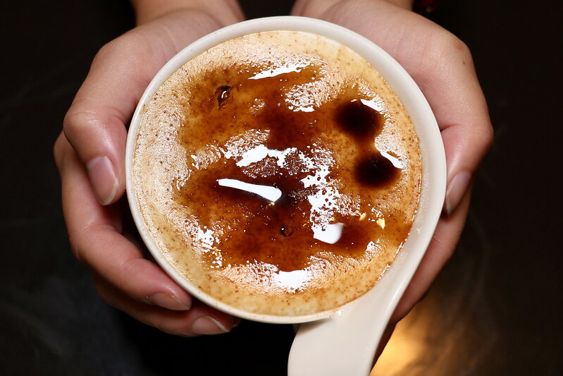 【台北|士林】咖啡弄士林店Coffee Alley Shikin-康熙來了推薦-士林下午茶-限量墨爾本龍蝦堡/經典草莓鬆餅(捷運士林站) @海綿飽飽的鳳梨城堡