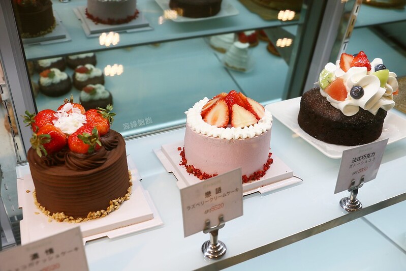 忠孝復興甜點『PINEDE』來自日本名古屋的法式蛋糕店/草莓蛋糕/水果千層/烤起司蛋糕/情人禮盒(捷運忠孝復興站) @海綿飽飽的鳳梨城堡