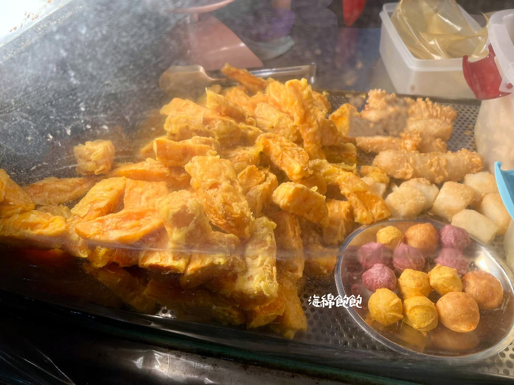 汐止美食「阿卡拉炸雞」汐止第一名地瓜薯條,菜單價位 @海綿飽飽的鳳梨城堡